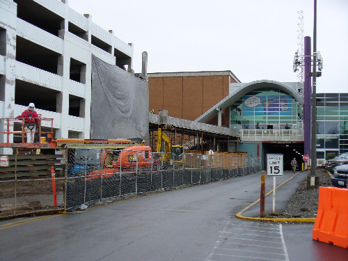 Northgate Mall parking garage construction